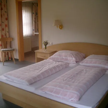 Steinerhof Guest house Oberau
